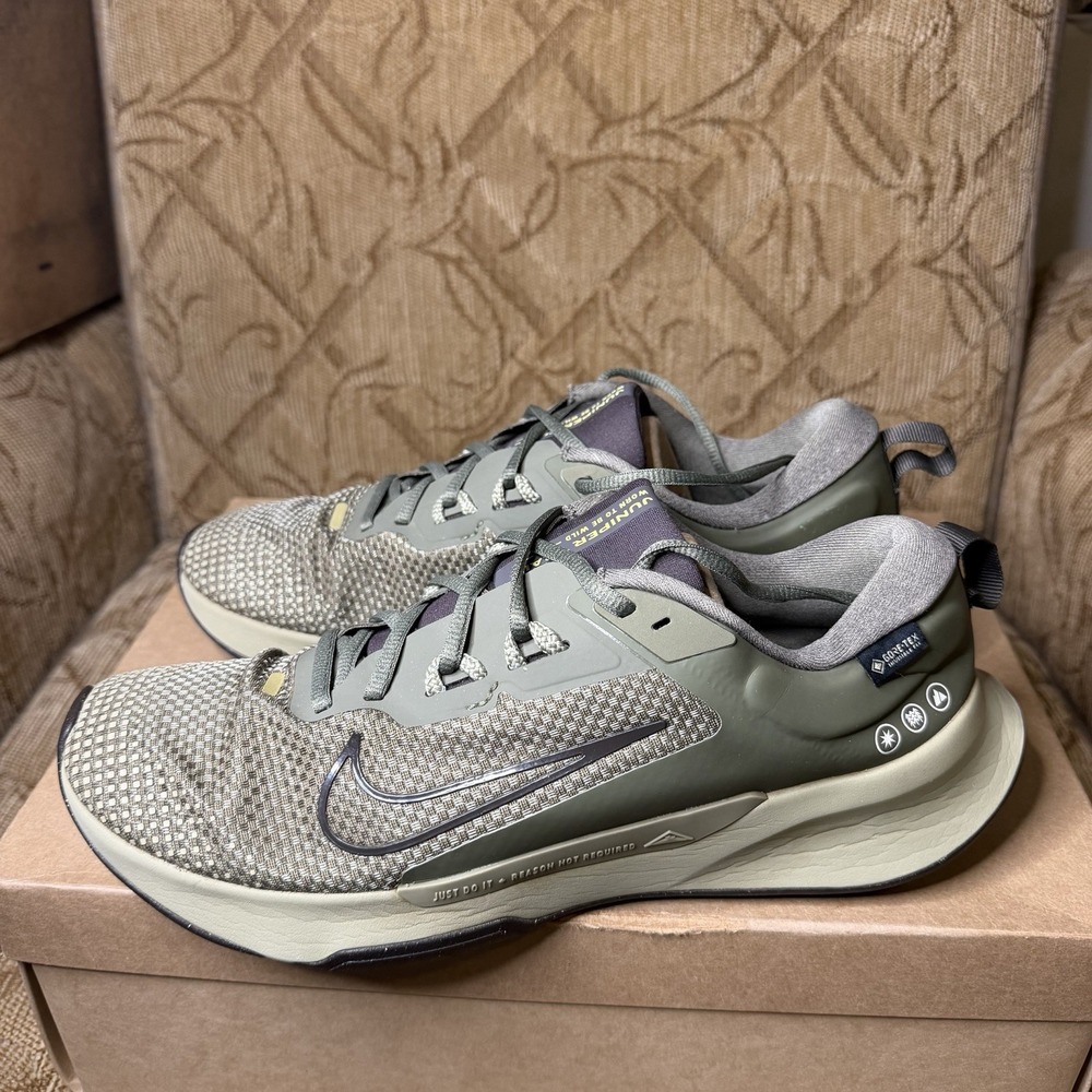 Men's Nike‎ Juniper Trail 2 Gore-Tex Shoes Olive - Style# FB2067-201 - Size 9.5